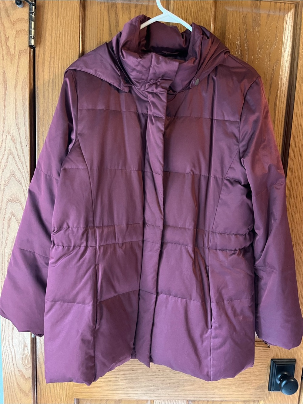 J Jill Size Medium Women's Quilted Puffer Jacket - Burgundy
